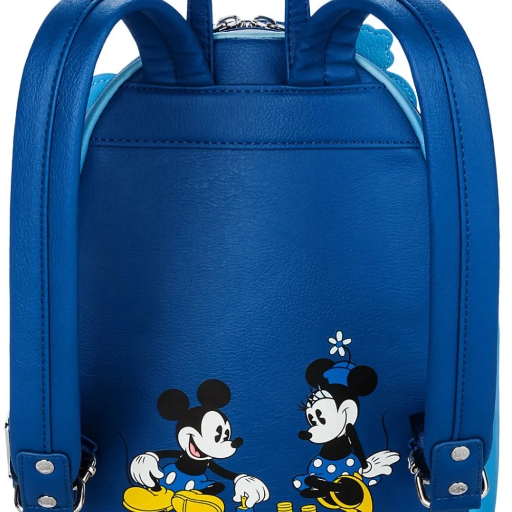 Mickey Mouse and Minnie mouse Hanukkah light up lounge fly and earrings. - Picture 4 of 6